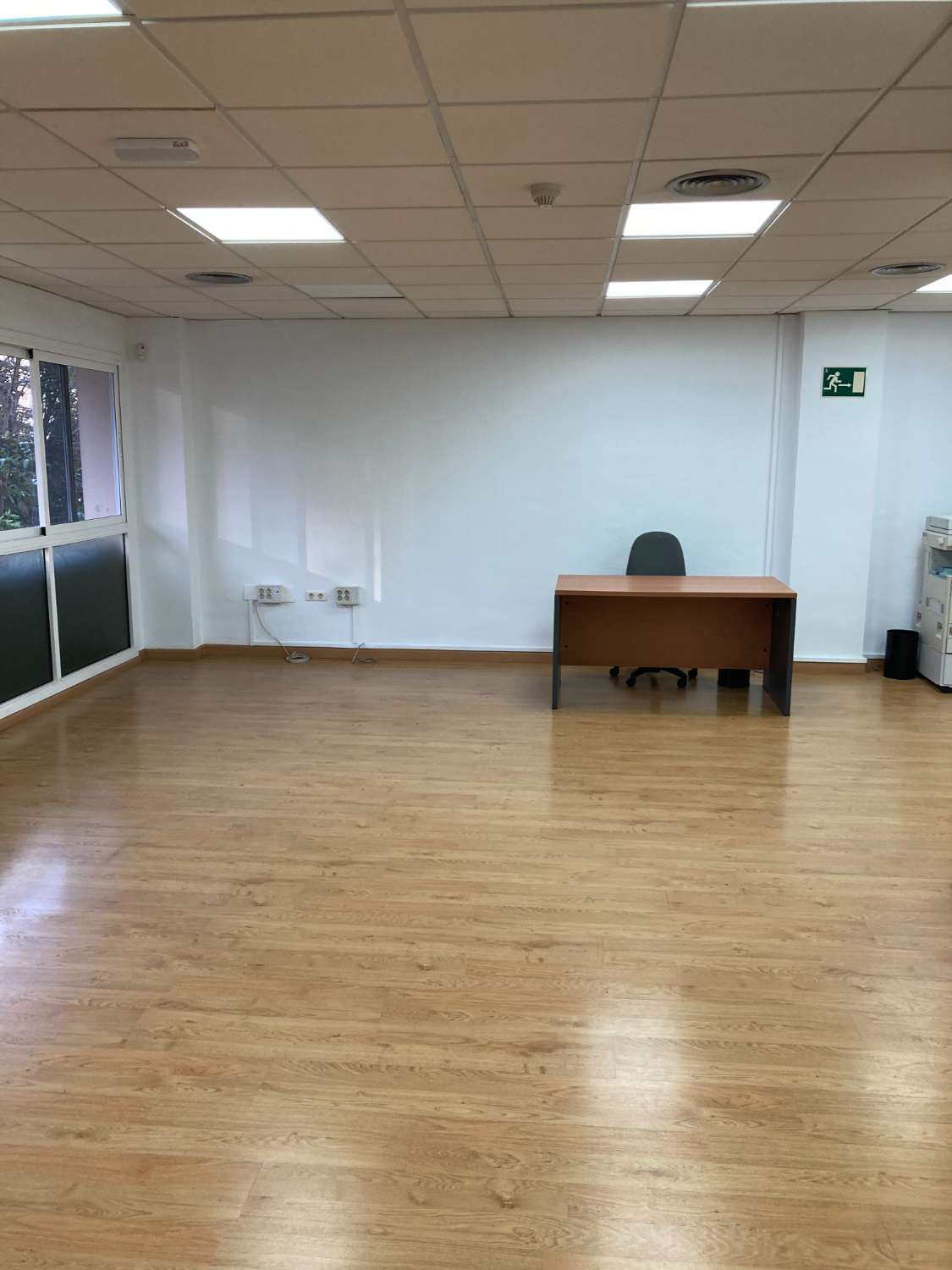Oficina en alquiler en Avenida de Andalucía (Málaga)