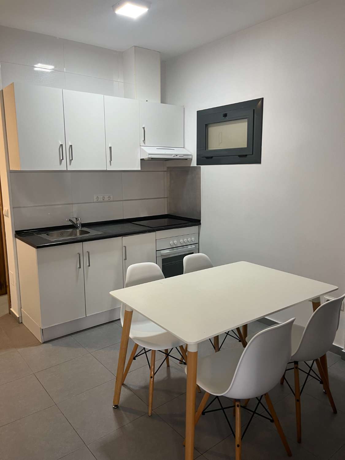 Apartamento en alquiler en Maqueda (Málaga)